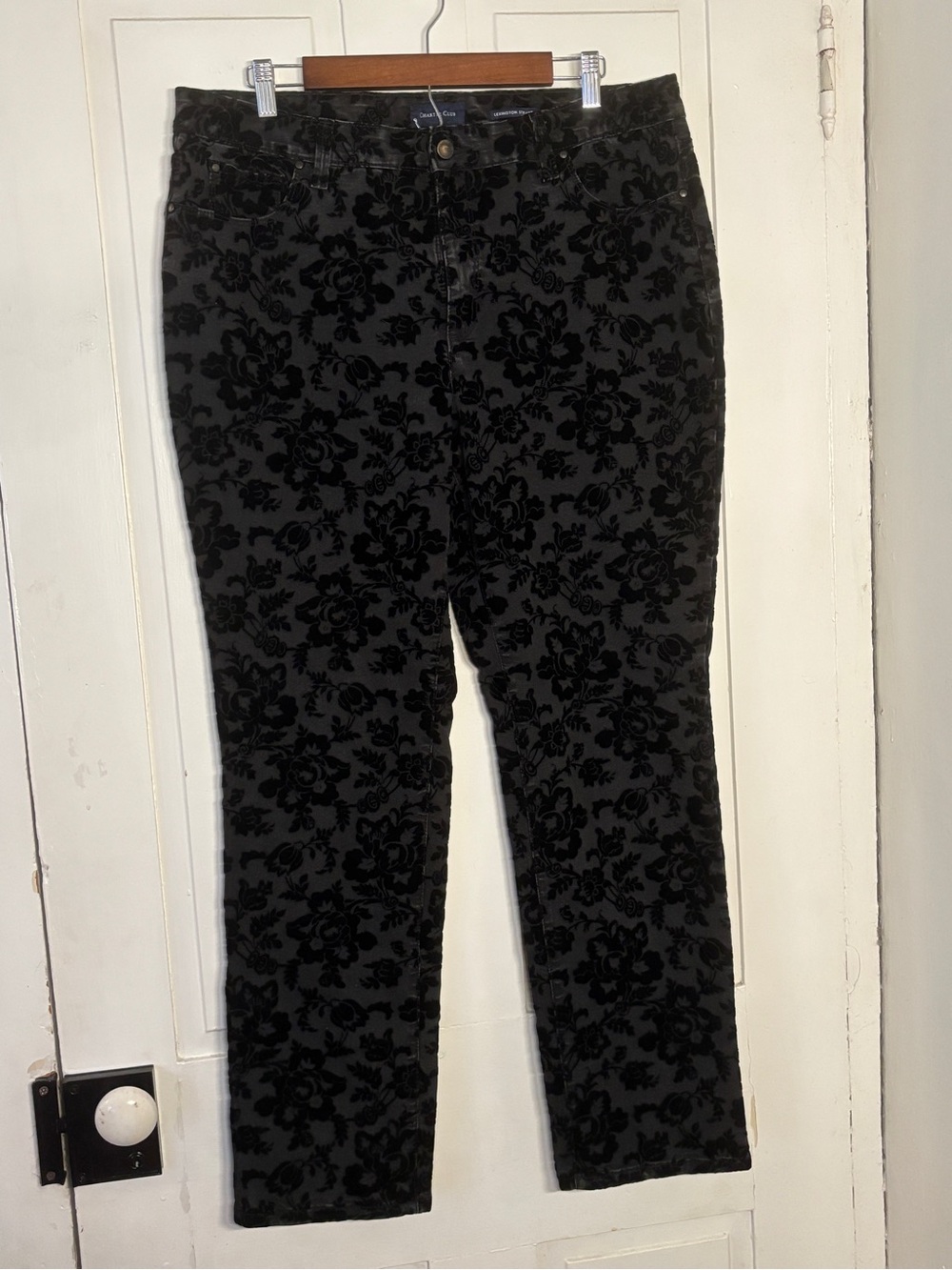 Charter Club 2000s Y2K Velvet Flocked Floral Damask Lexington Straight Leg Pants